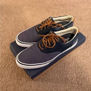 Bass Men's Navy Canvas Boat Shoes with Brown Laces
